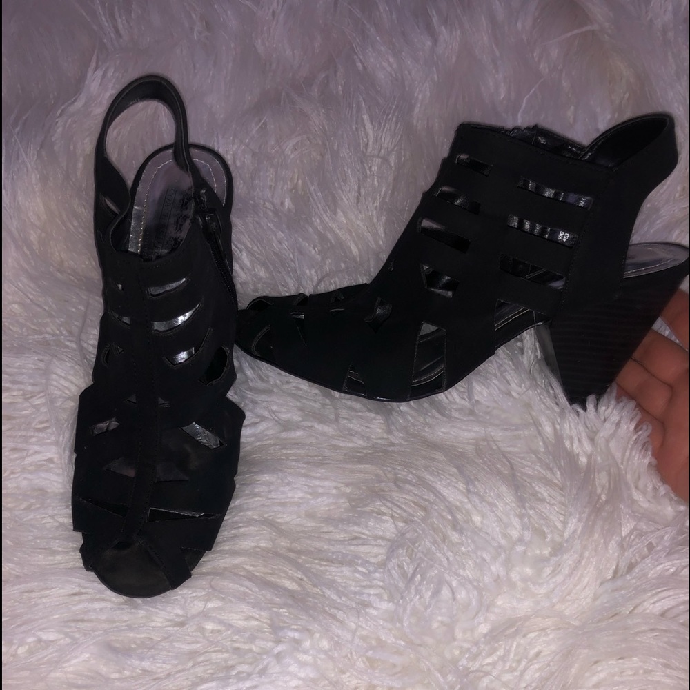 Black heels